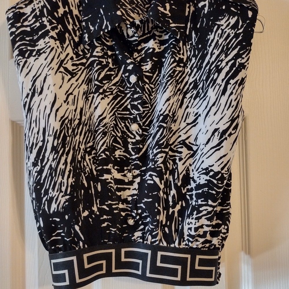 Stylish Black and White Women's Top